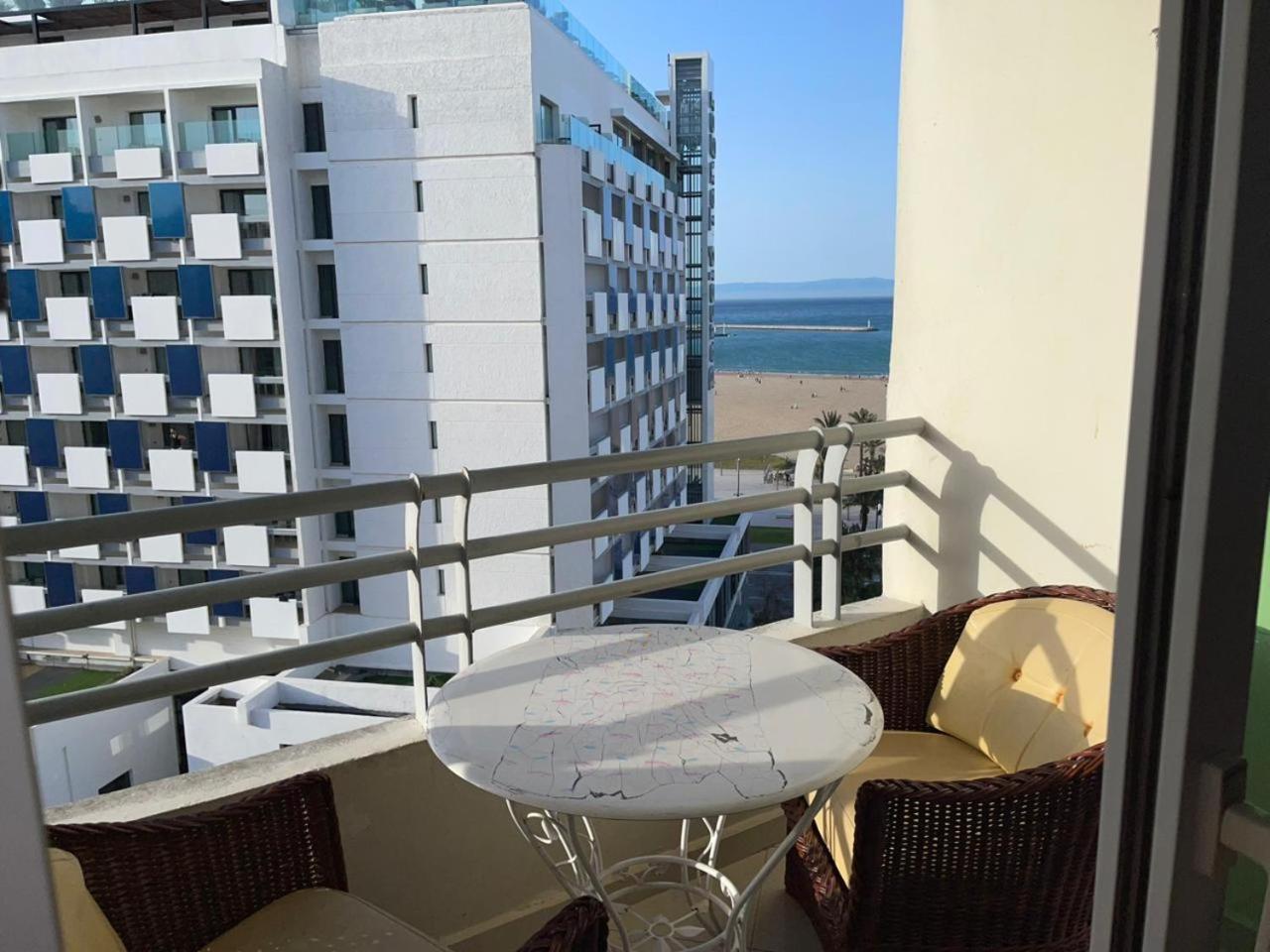 Apartment Al Amira 2 *